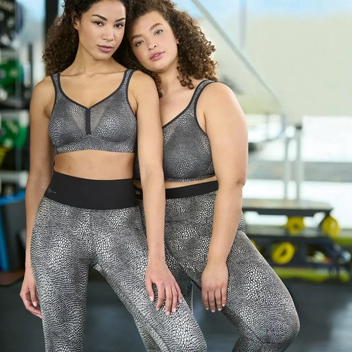 Anita Hierovat urheilutrikoot