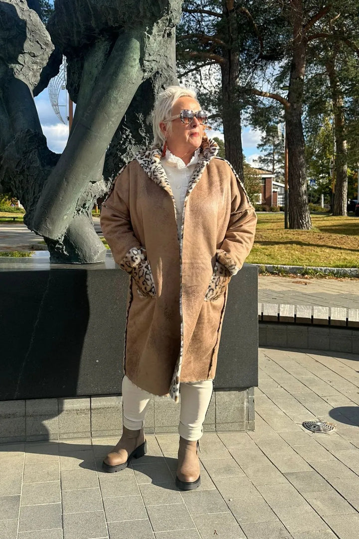 Leoparditurkis kääntötakki Toini