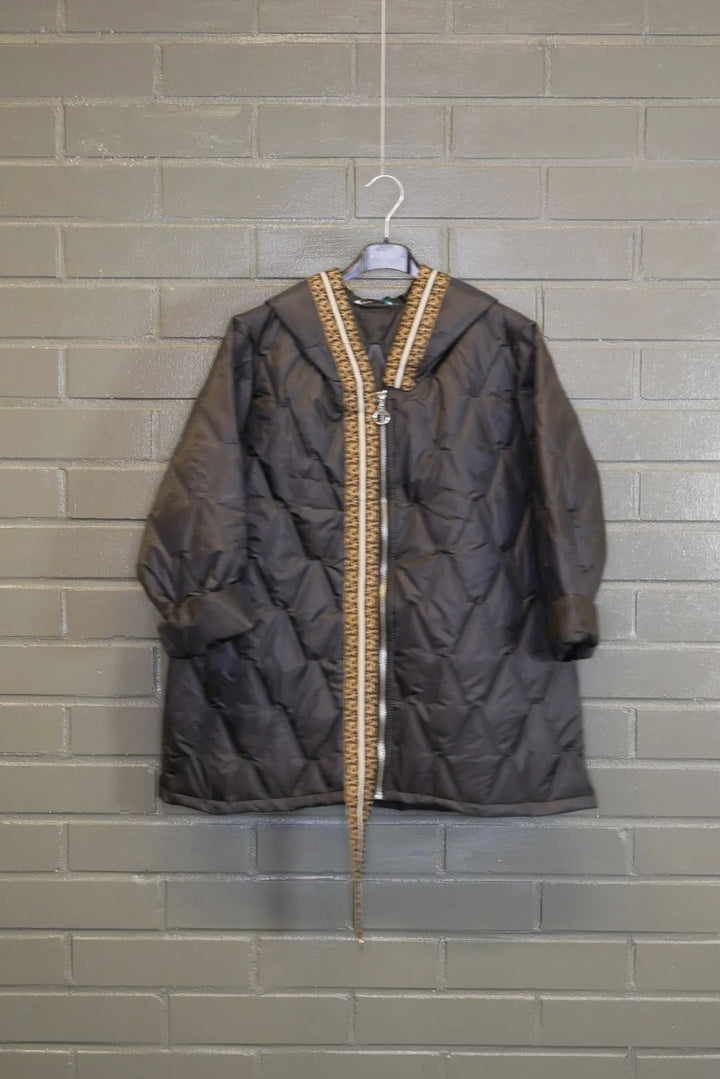 Kevyttoppatakki leonauhalla Henriikka