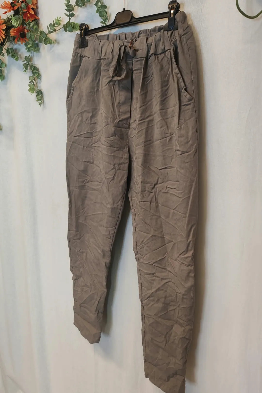 Perushousut koolle 46-50