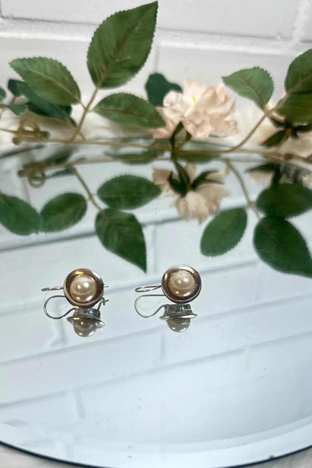 Vintage 925 hopeakorvakorut – helmi