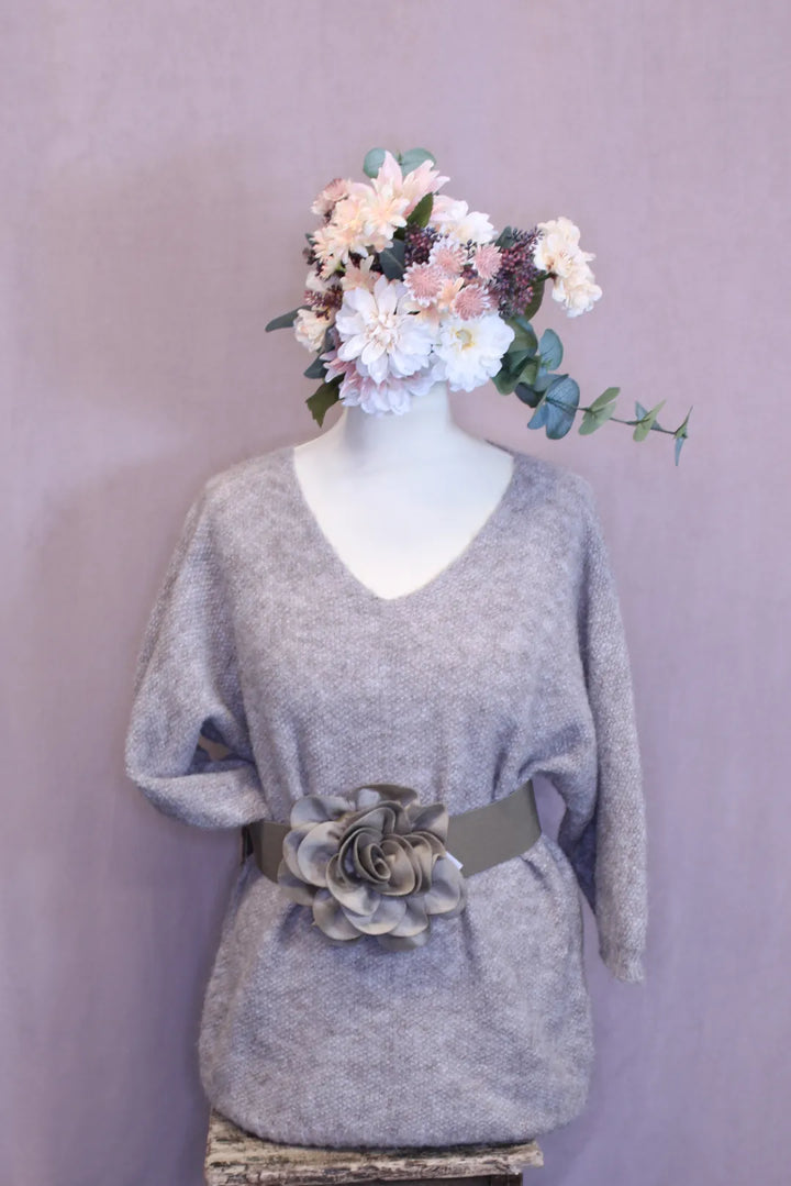 Kevyt V-Pääntieneule Sivi