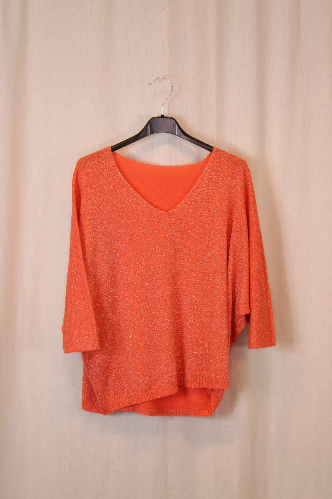 Kimaltava neule Aune