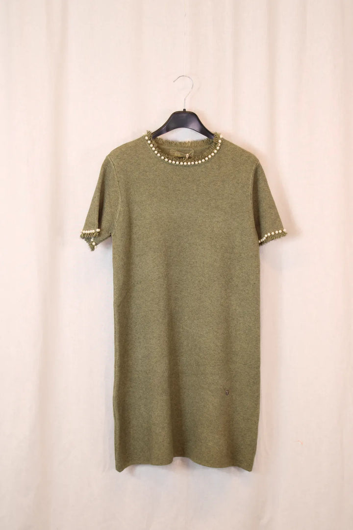 Neuletunika helmillä Helvi