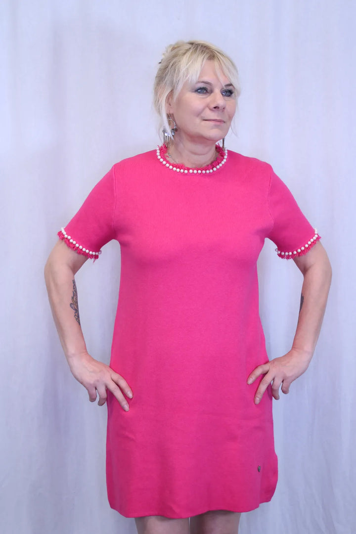 Neuletunika helmillä Helvi