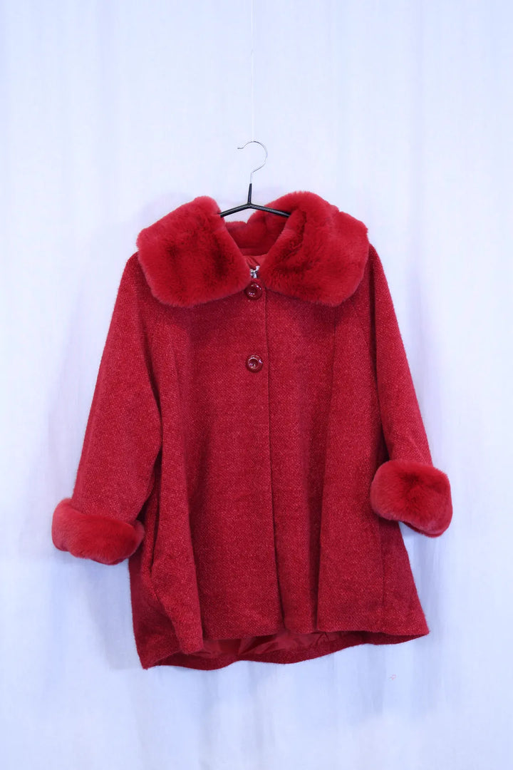 Kangastakki tekoturkiksilla Joanna