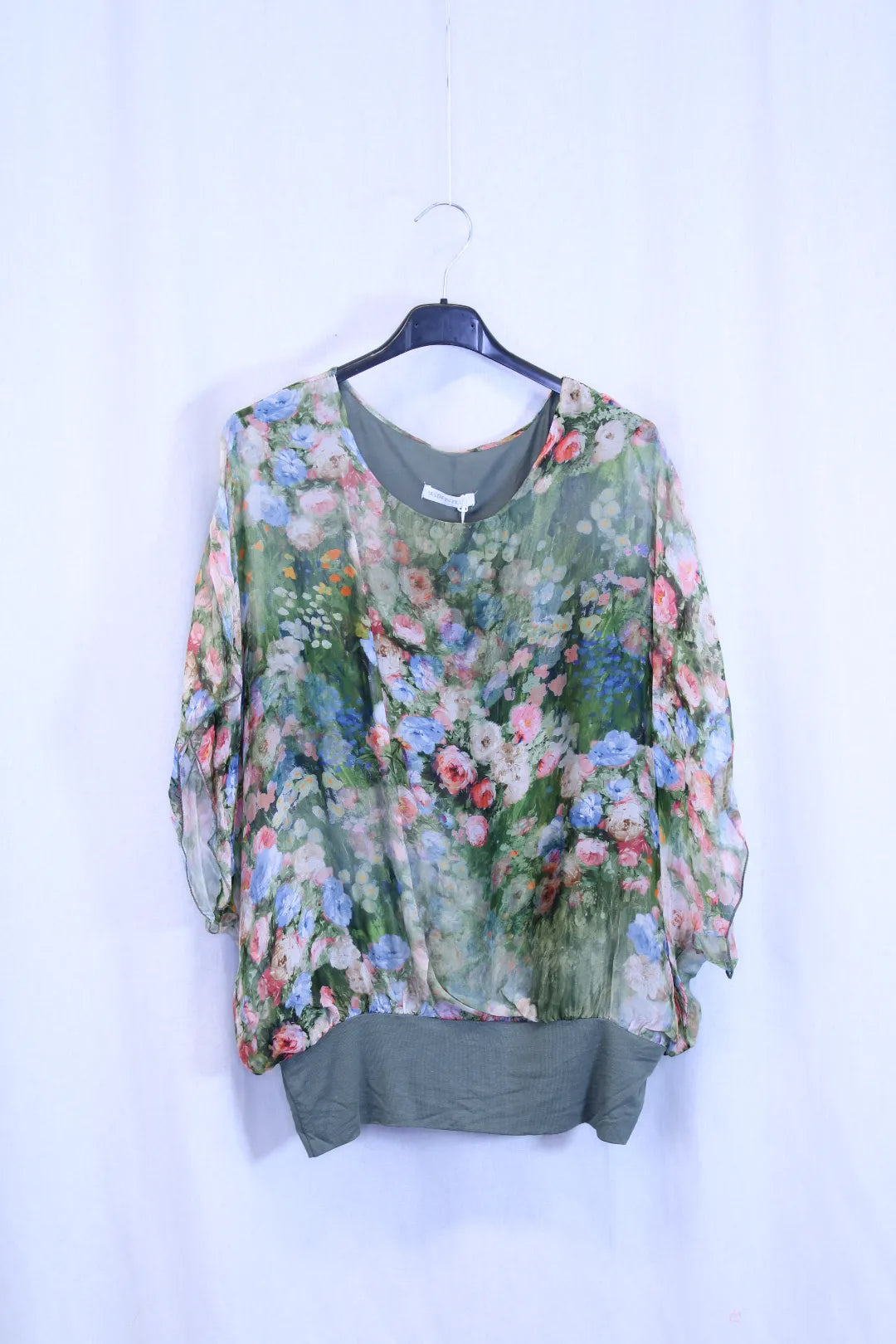 Silkkipaita resorilla Titta