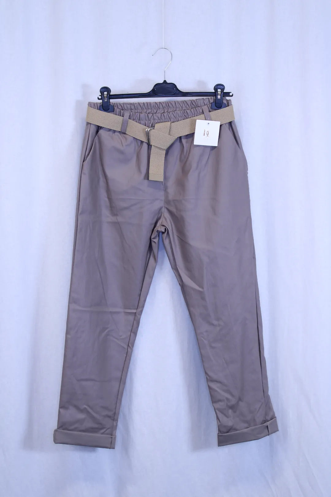 Coutatut housut suoralla lahkeella 40-44 Tinka