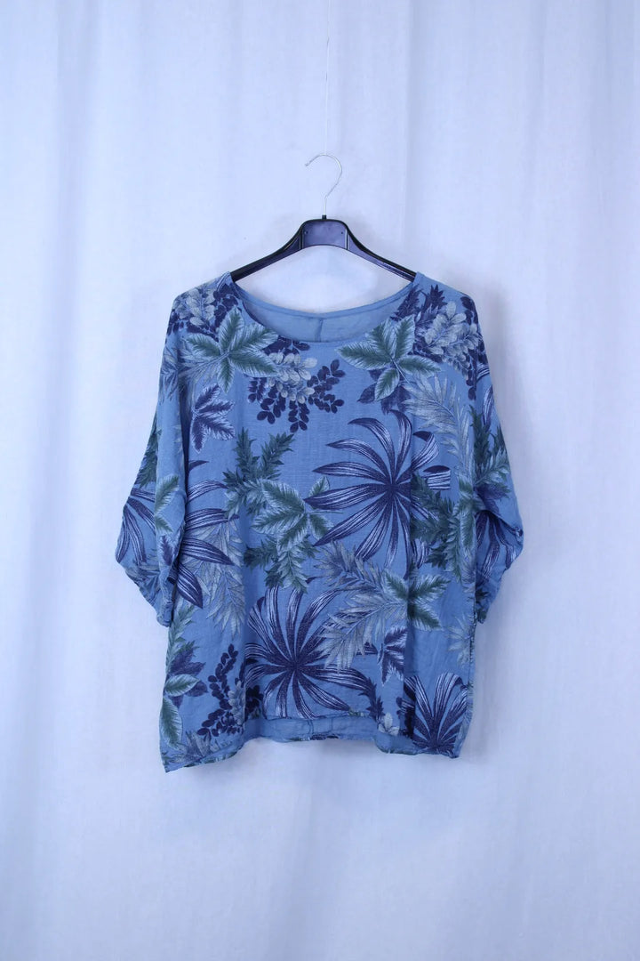 Paita kukkakuviolla Irmeli