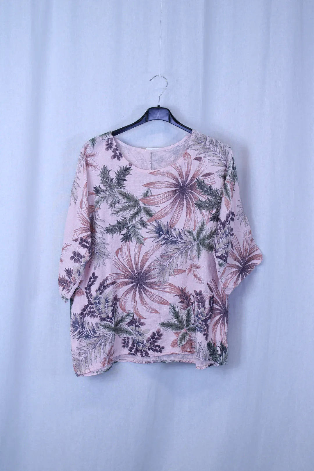 Paita kukkakuviolla Irmeli