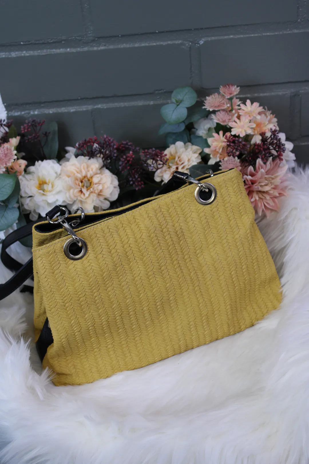 Kohokuvioitu Nahkalaukku Anni