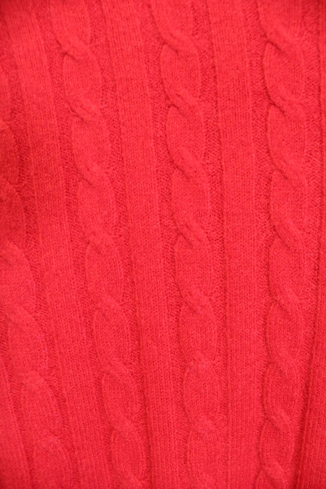 Neule helmillä Kaisla