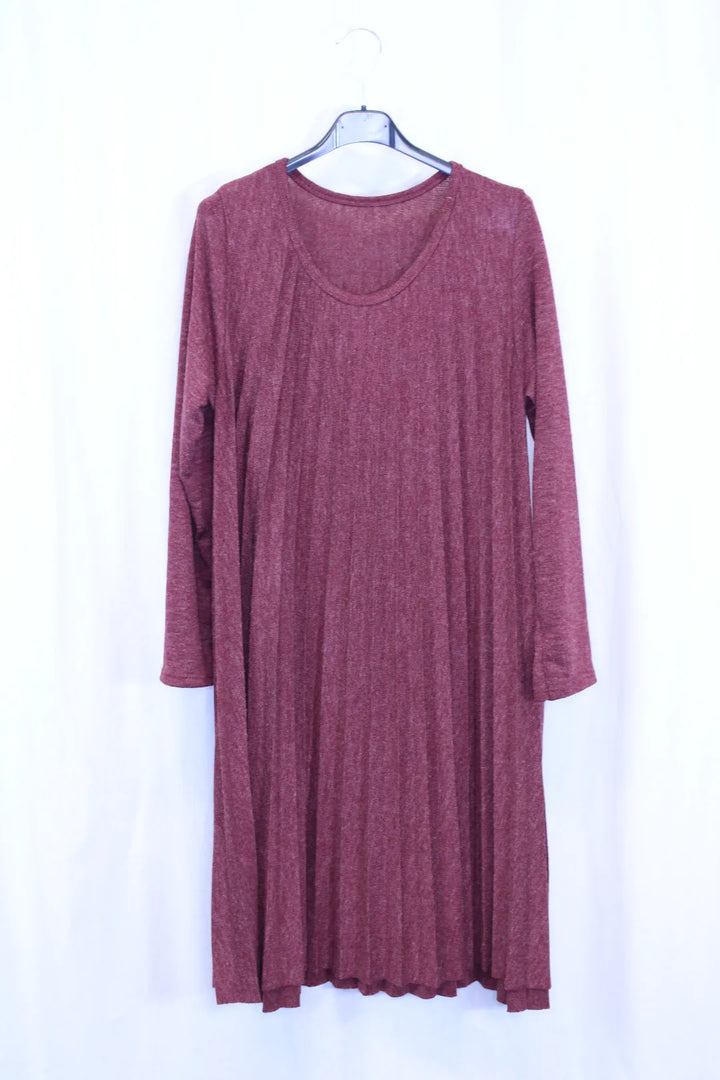 Pliseerattu neulemekko Heli