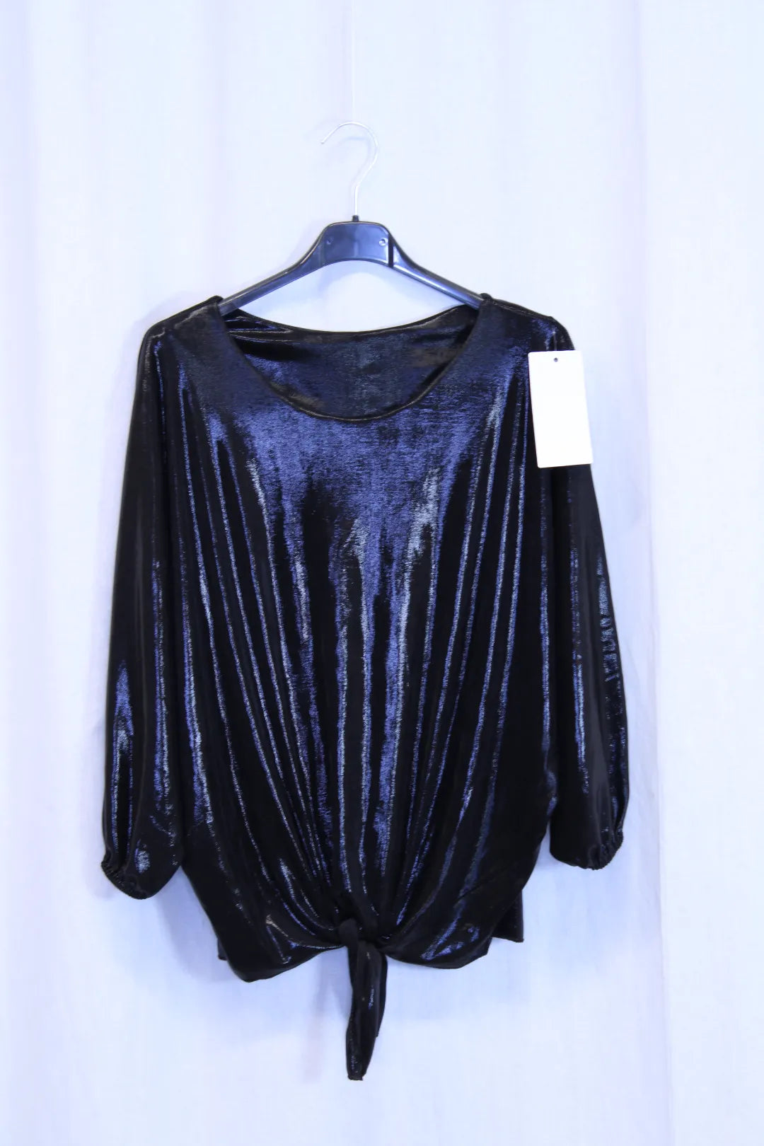 Kimaltava paita Tuulikki