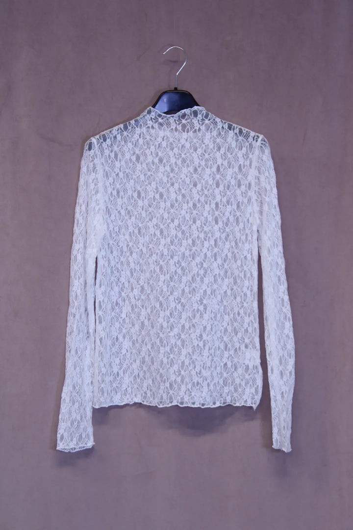 Läpikuultava pitsipaita Karo