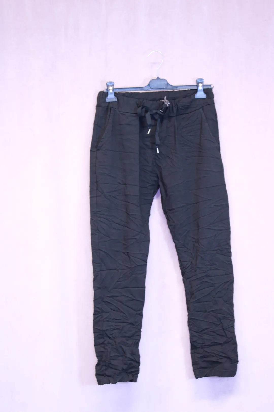 Perushousut  takataskuton 38-42 Tuija