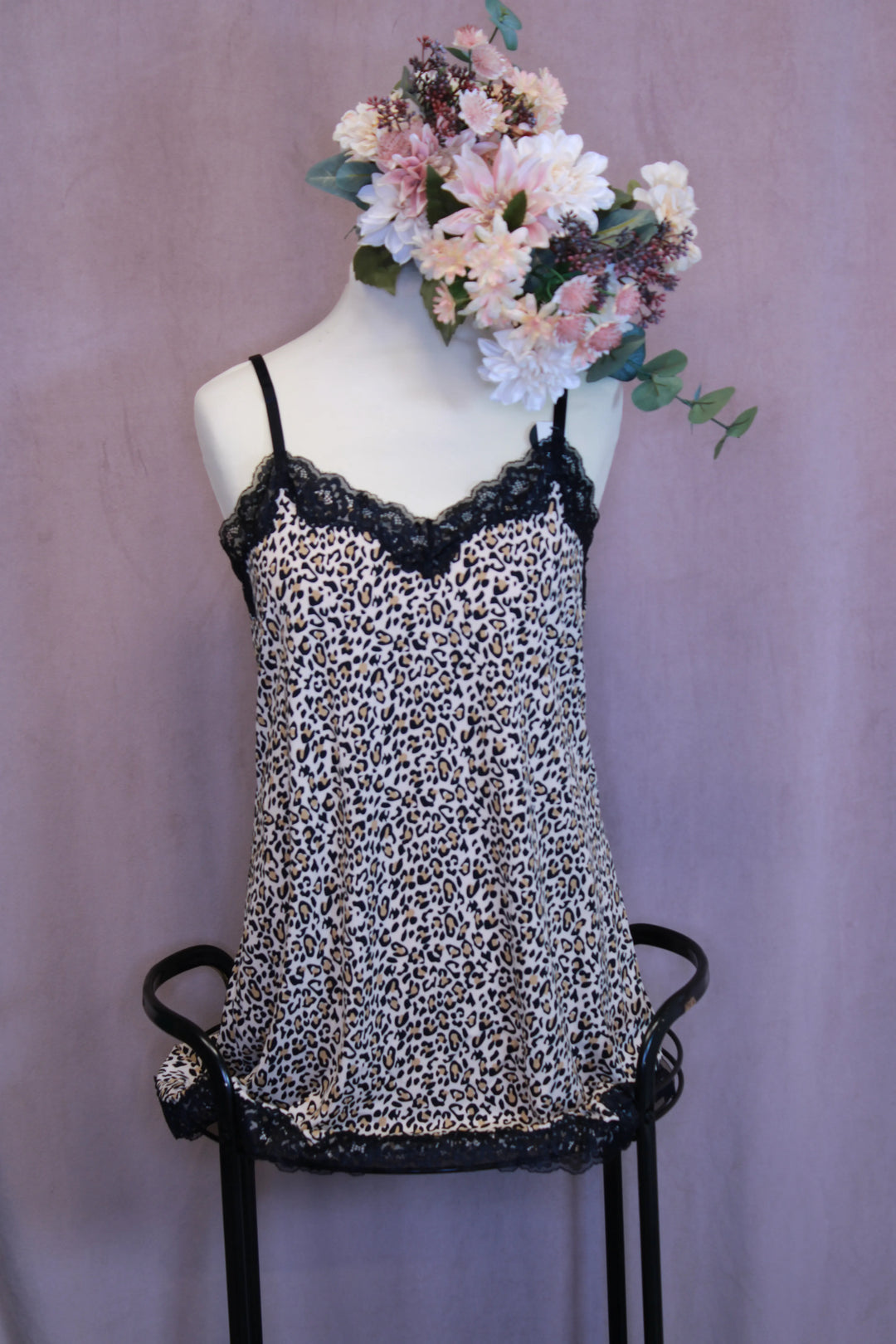 Pitsireunainen Yömekko