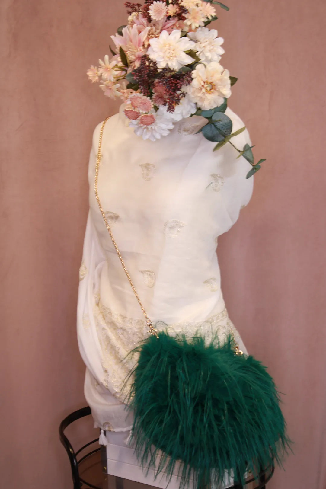 Tekoturkislaukku Lumi