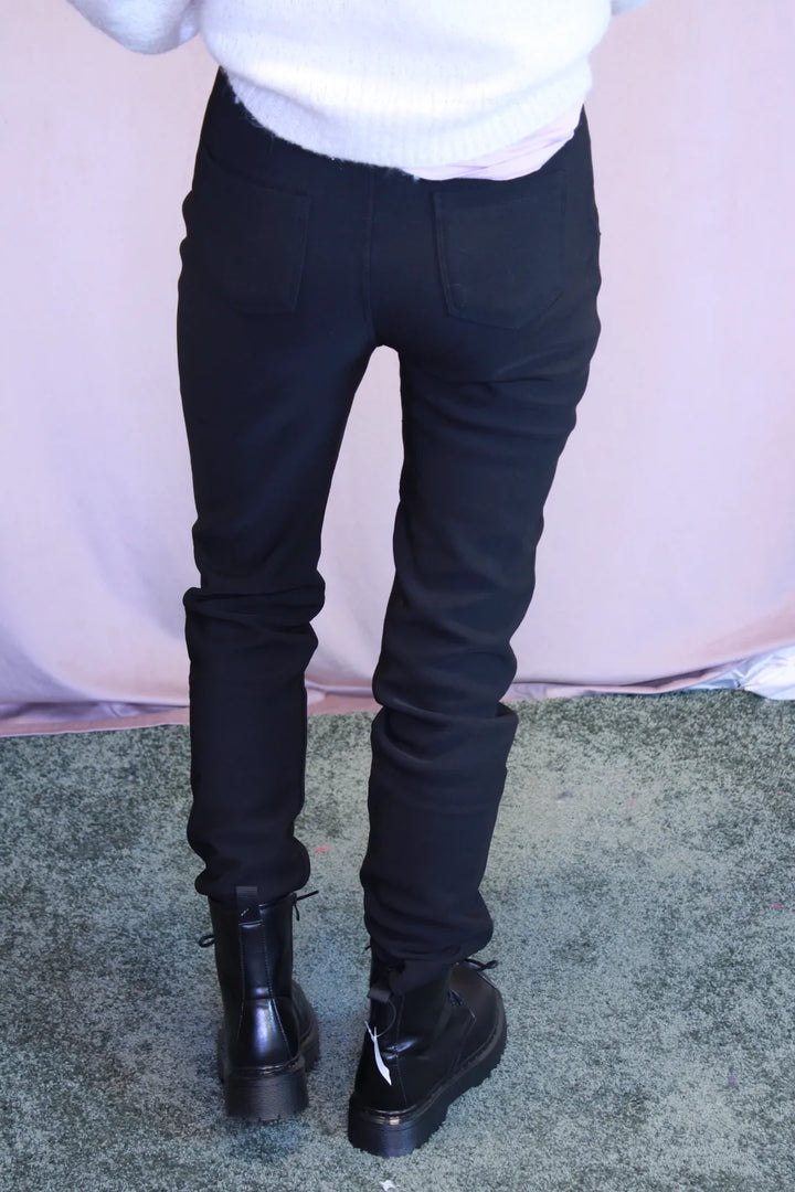 Housut kimalteilla Iiris