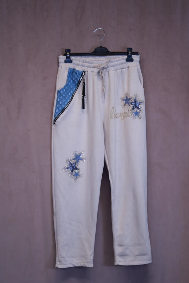 Collegehousut tähtikoristeilla Inka