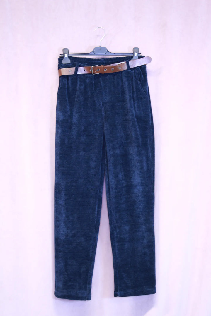 Pehmeät housut vyöllä Katja