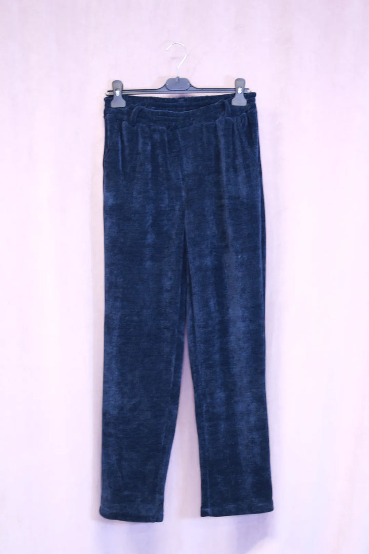 Pehmeät housut vyöllä Katja