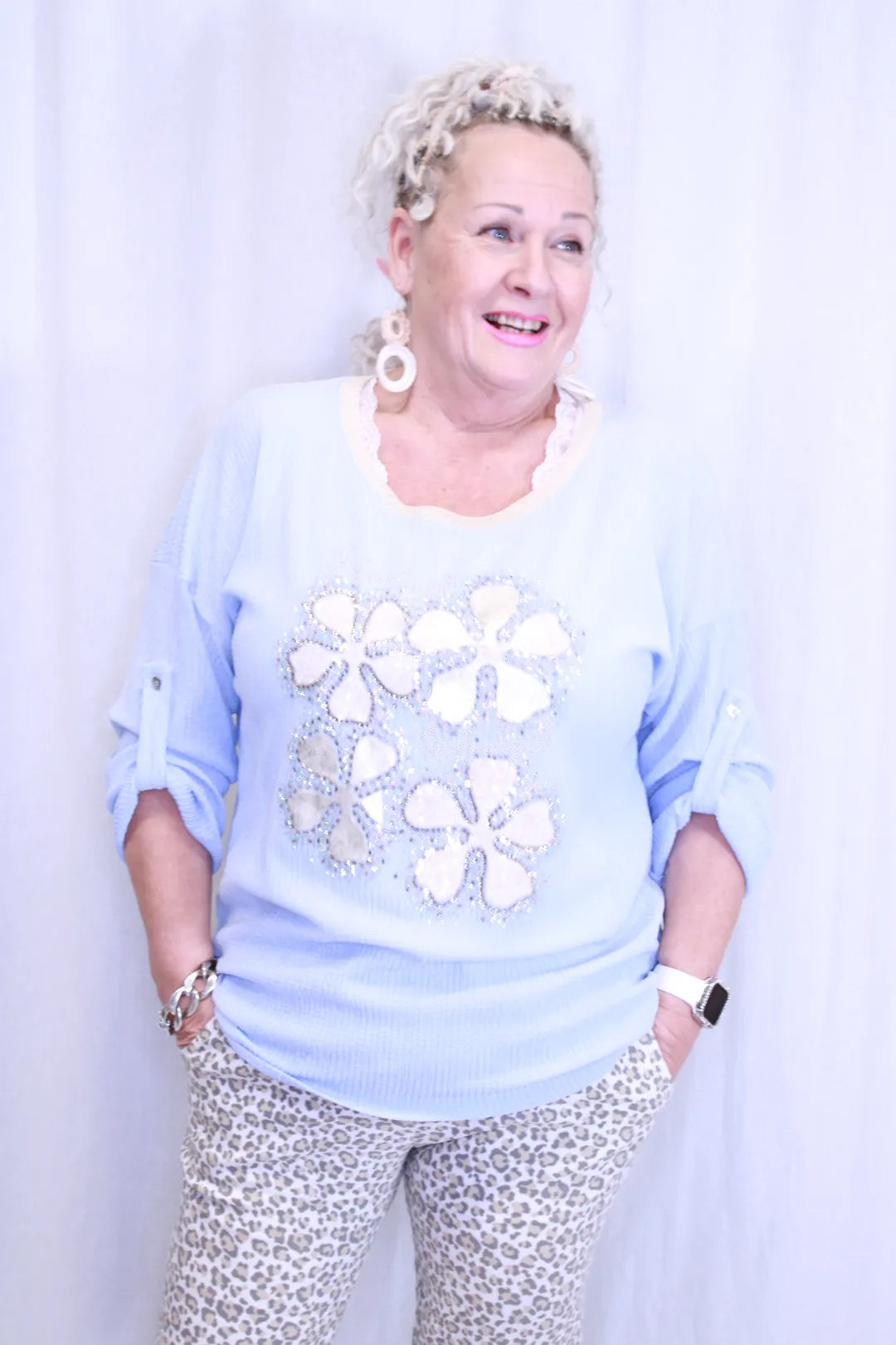 Kukkakoristeinen paita Talvikki