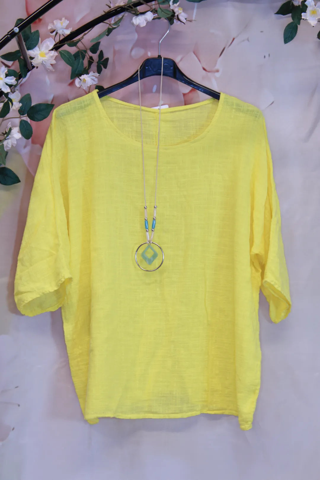 Peruspaita korulla Raili  XL