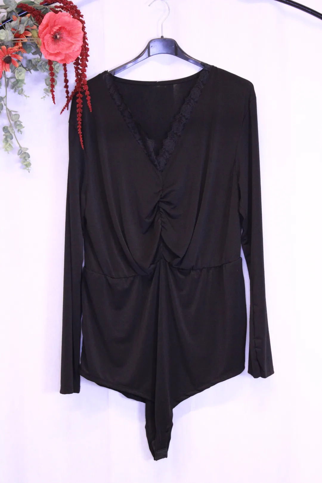 Musta body XL-XXL - Sanna