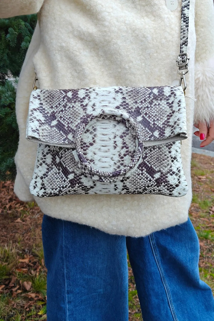 Nahkalaukku käärmekuosi / Malla