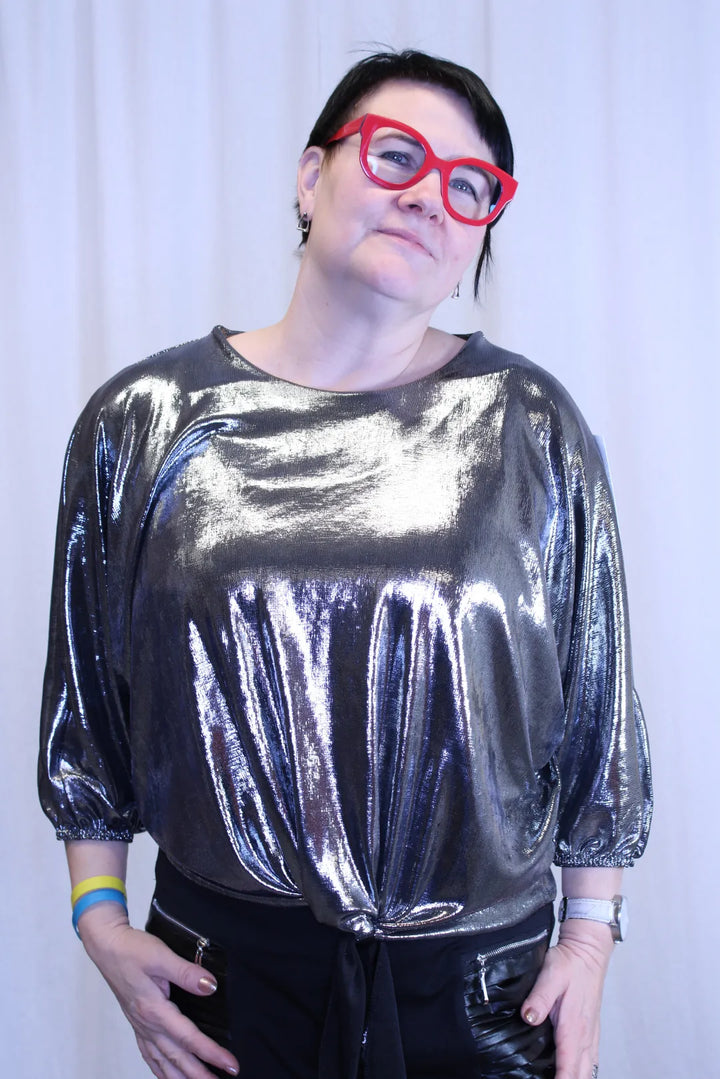 Kimaltava paita Tuulikki