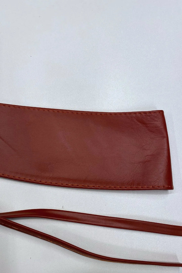 Kietaisuvyö Raija /nahkaa