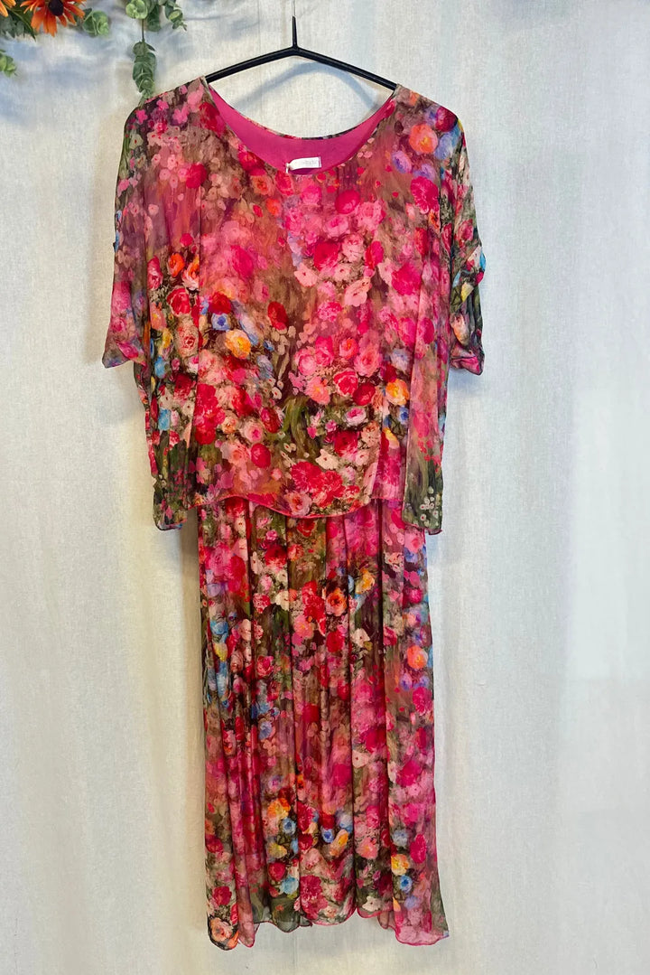 Silkkimekko kukkakuosilla - Titta