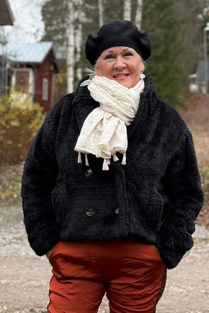 Lyhyt tekoturkki Helka