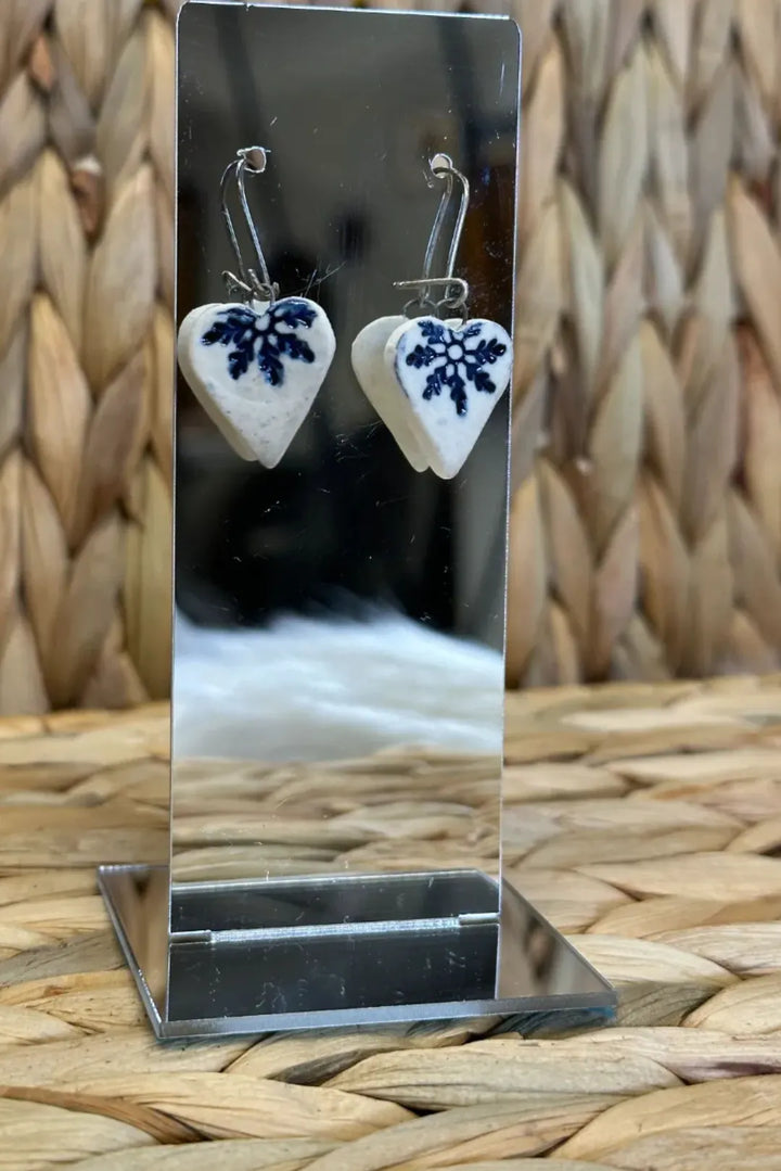 Keraamiset Sydänkorvakorut