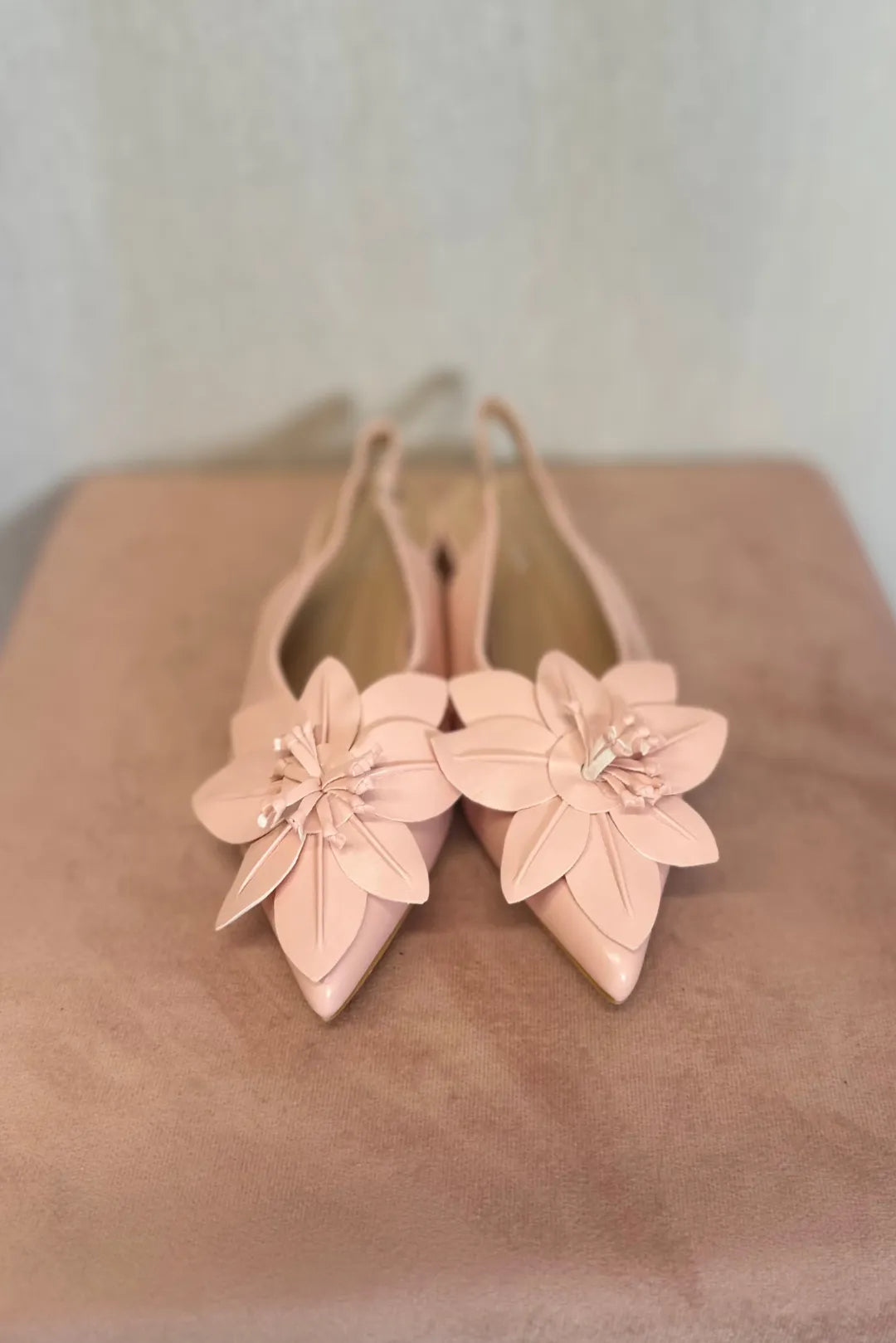 Vaaleanpunaiset slingback-kengät