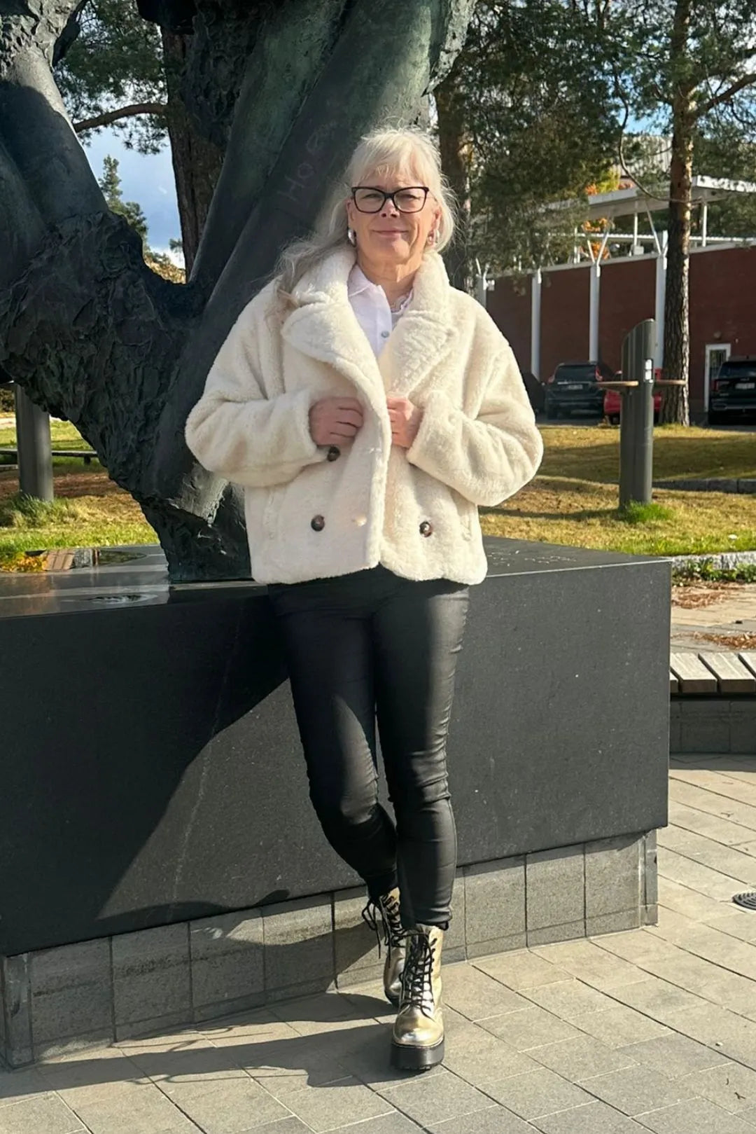 Lyhyt tekoturkki Helka