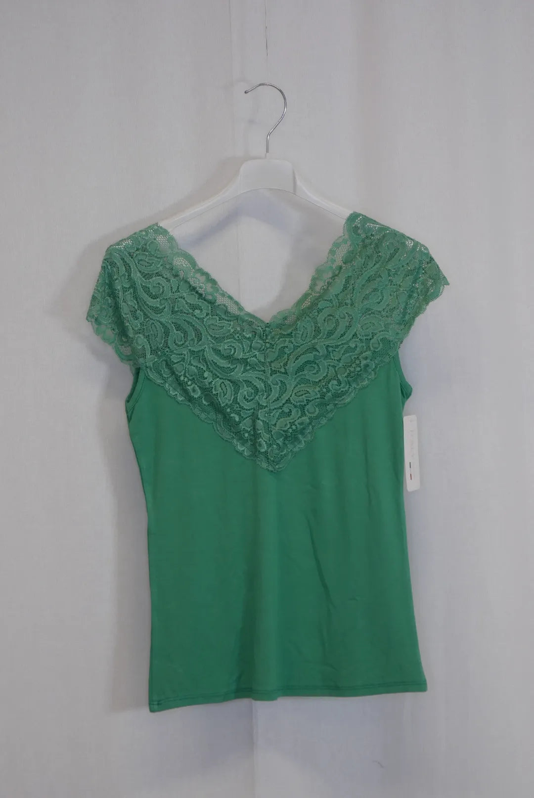 Hihaton paita pitsillä S/M Anne