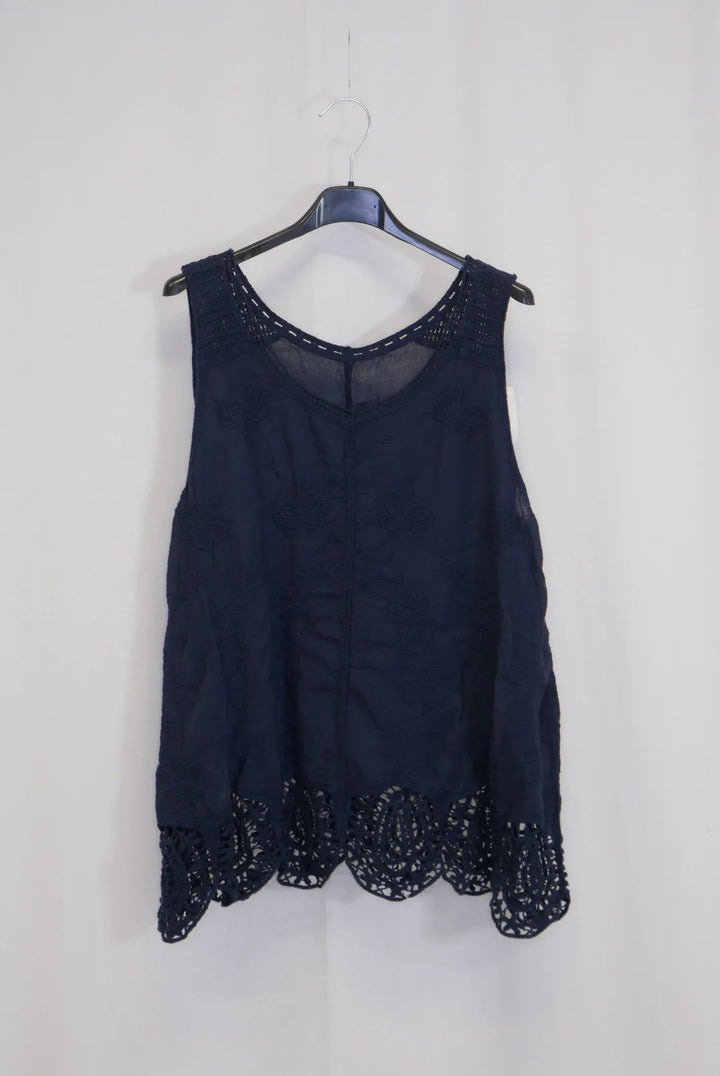 Toppi pitsihelmalla Silja