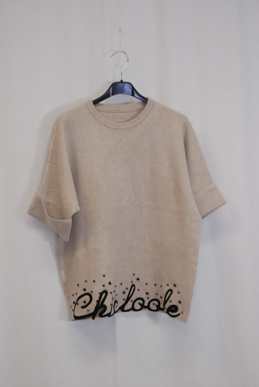 Neule helmakoristeella Erja