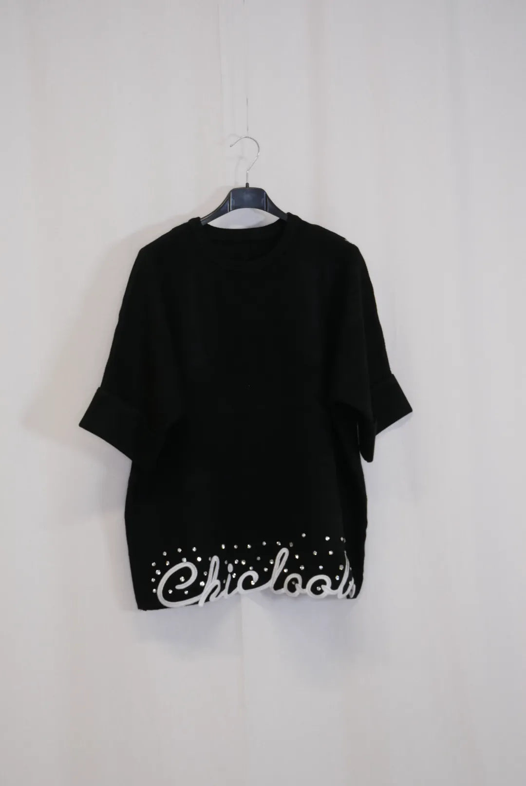 Neule helmakoristeella Erja