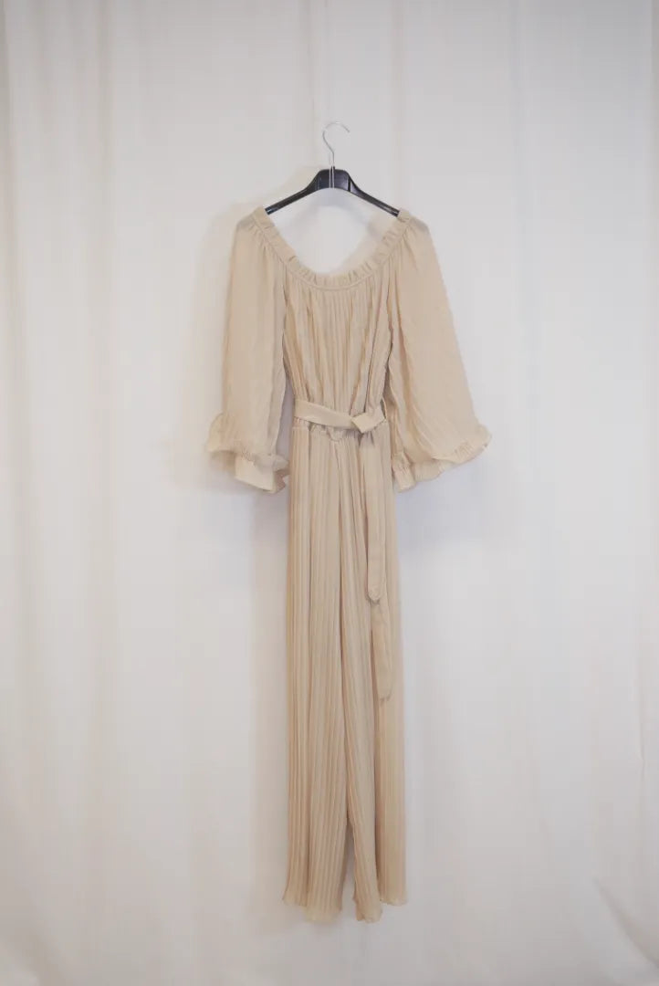 Pliseerattu haalari Netta