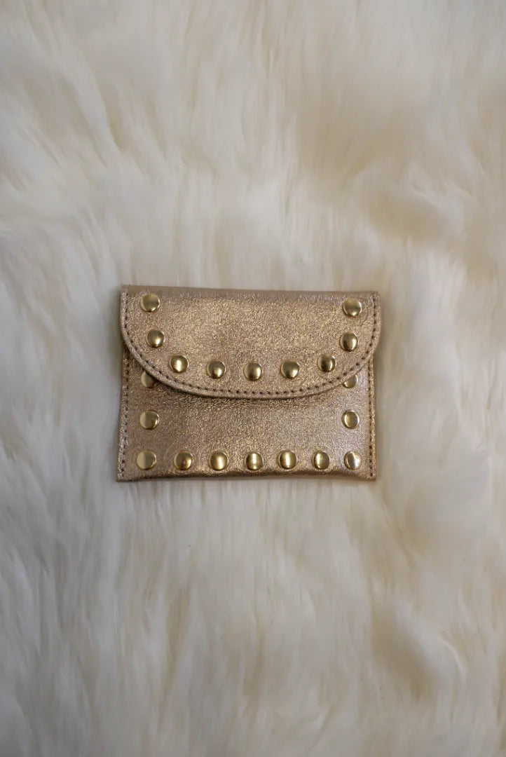 Pussukka / nahkaa Laila