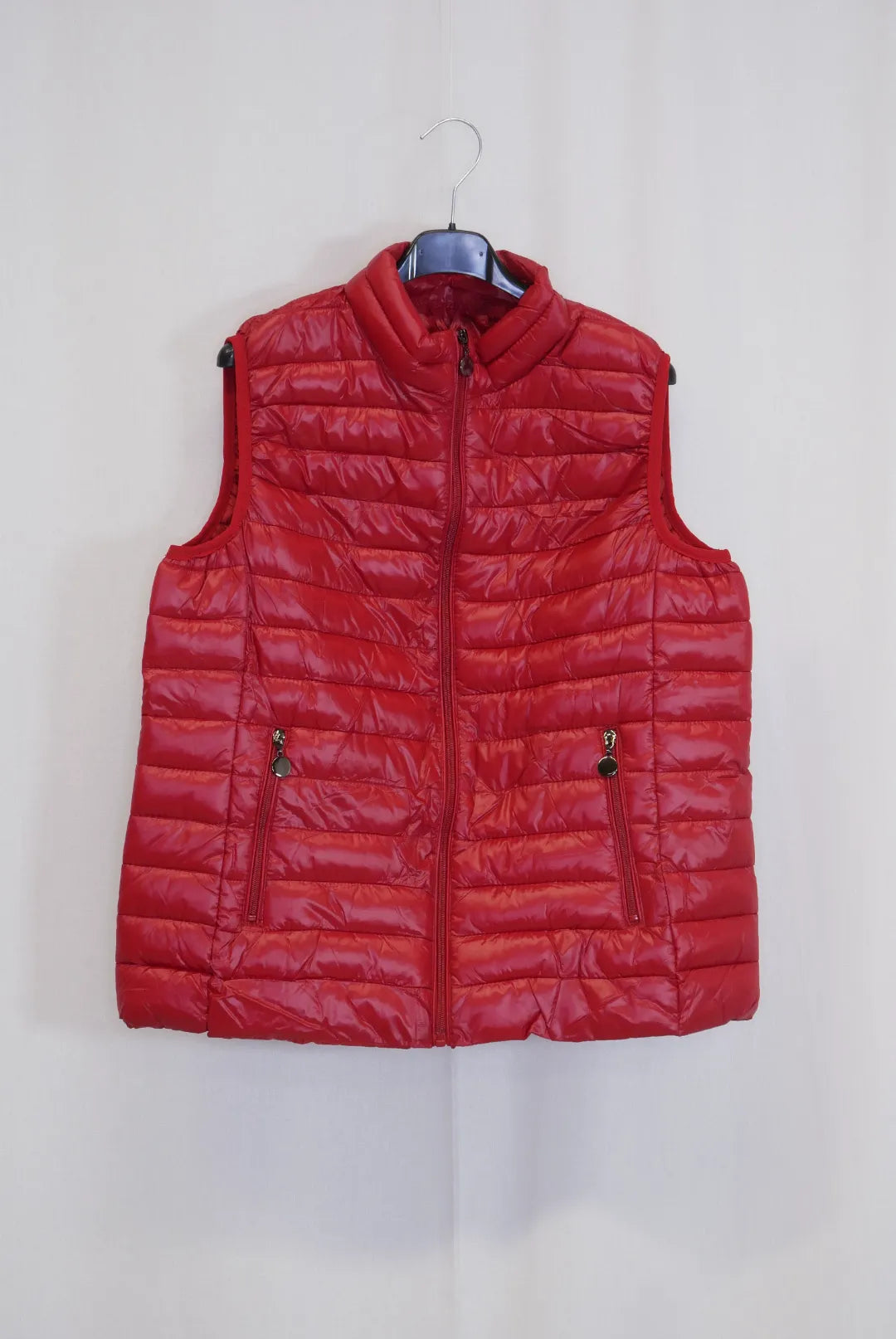 Kevyt liivi punainen Alina