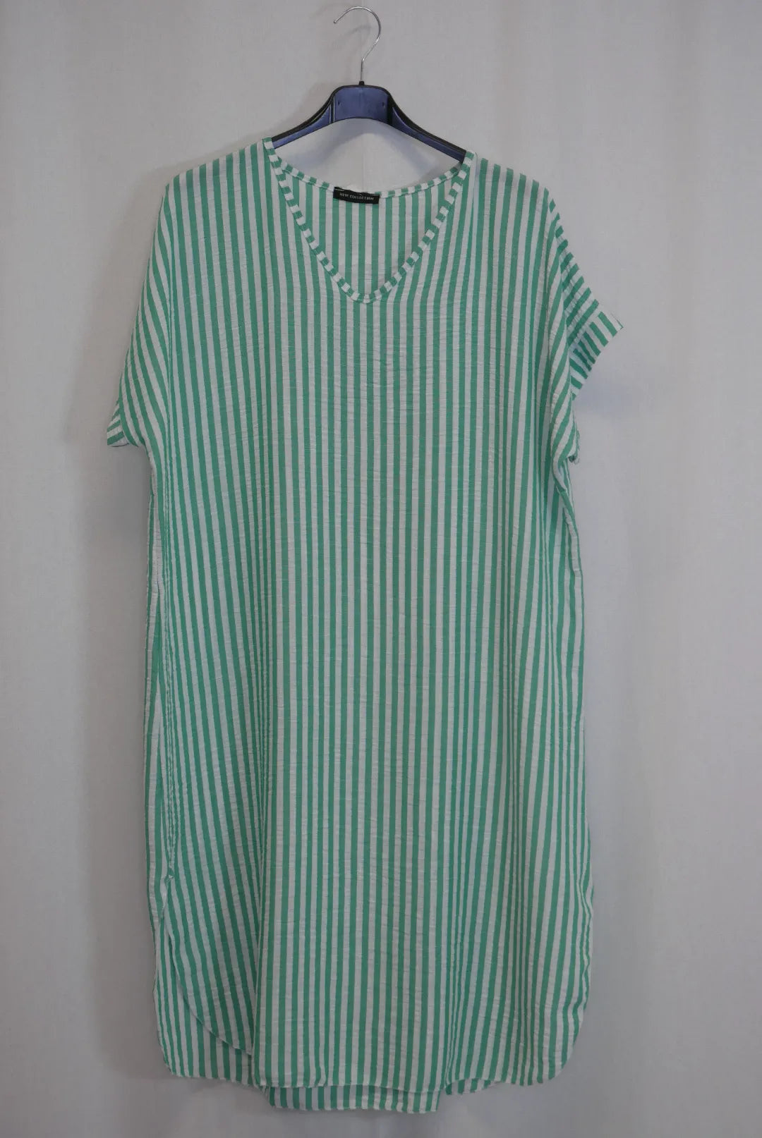 Raidallinen mekko Minna