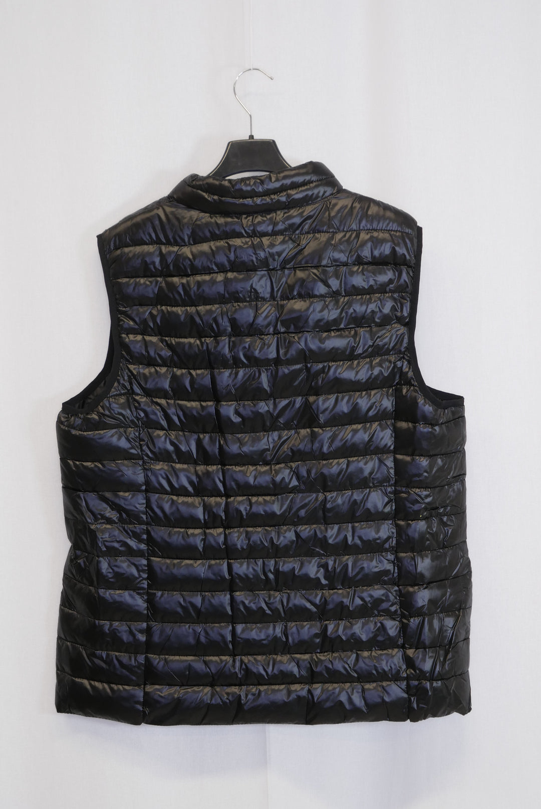 Kevyt toppaliivi musta Alina