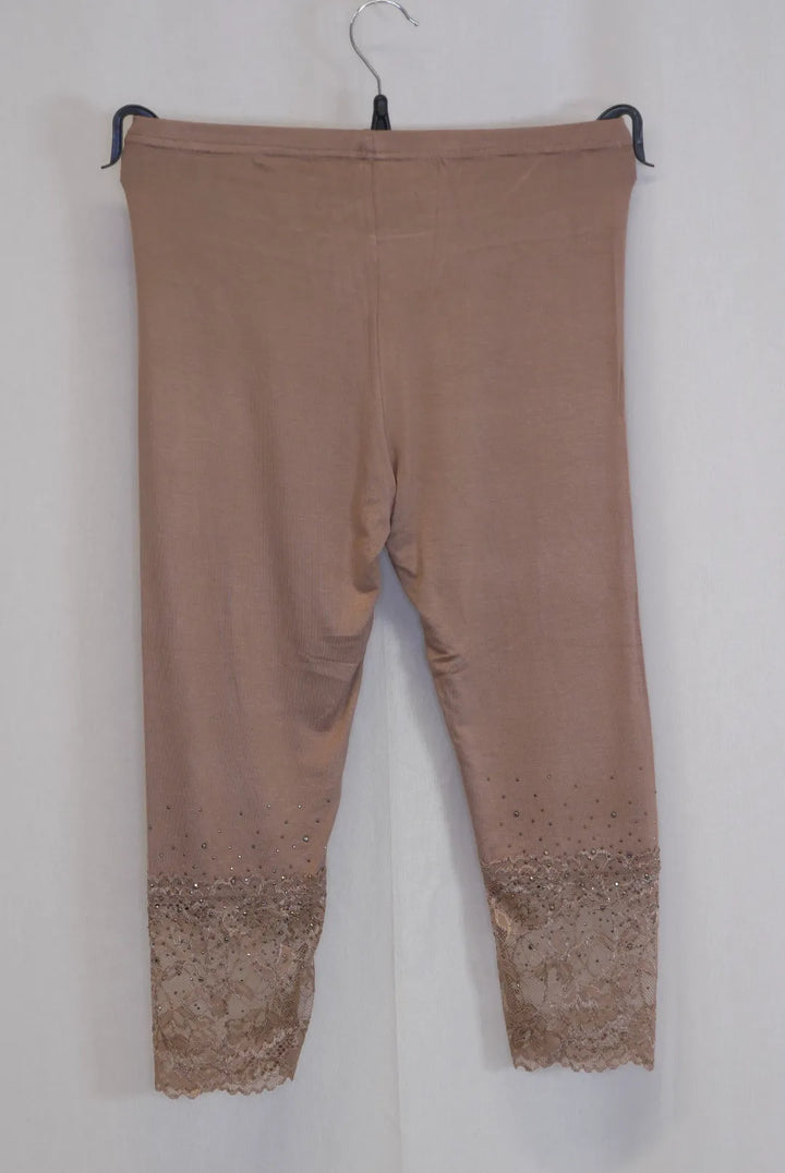 Trikoocaprit pitsilahkeella Elvi