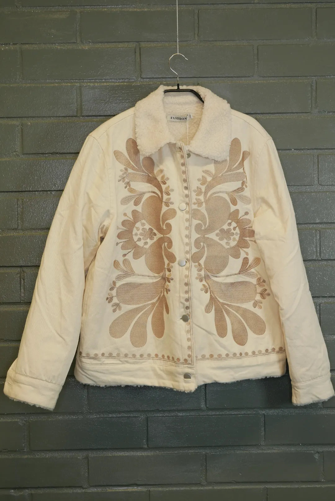 Farkkutakki teddyvuorella Pipsa