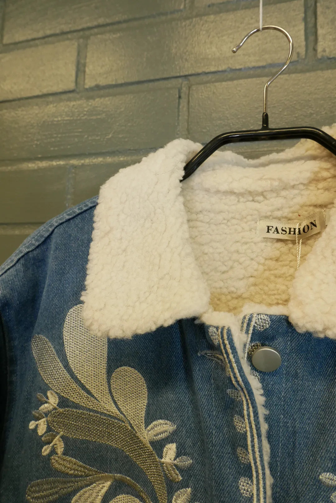 Farkkutakki teddyvuorella Pipsa