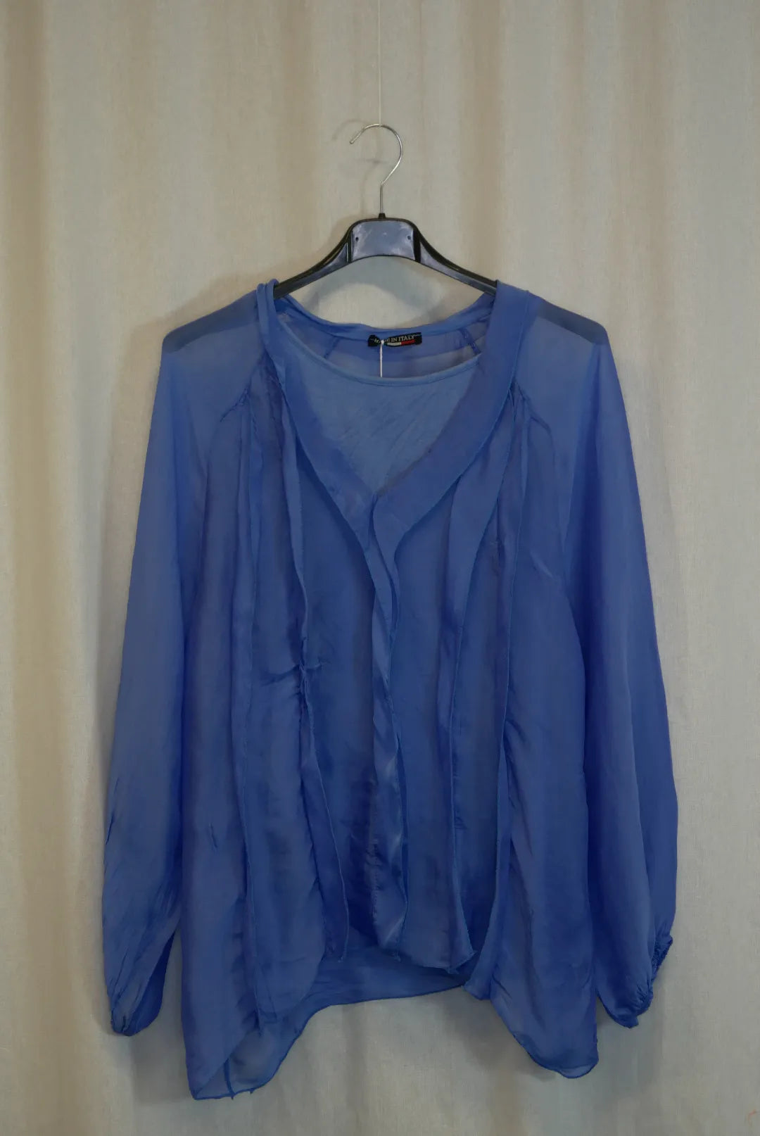 Pitkähihainen silkkipaita röyhelöillä Sisko